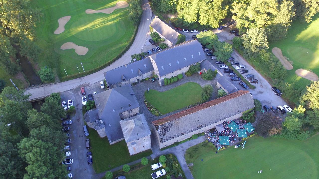 Mazy Golf & Hotel De Falnuee מראה חיצוני תמונה